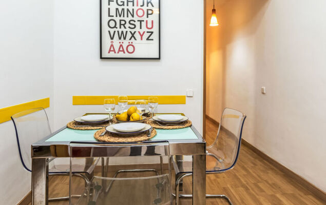 Sants-Montjuïc: Avenida Madrid - Photo 6