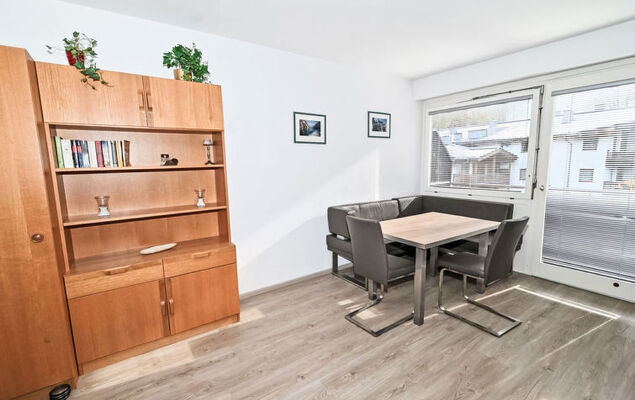 Reini Top 20 - Photo 6